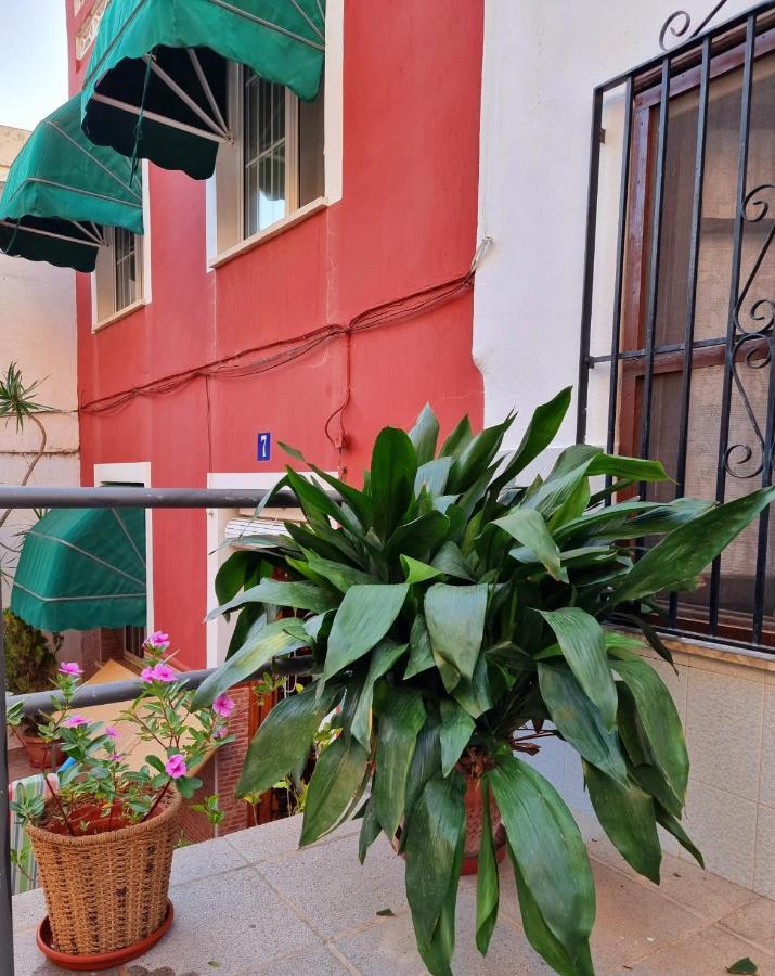 Holiday House - Casa De Sylvia 库列拉 外观 照片